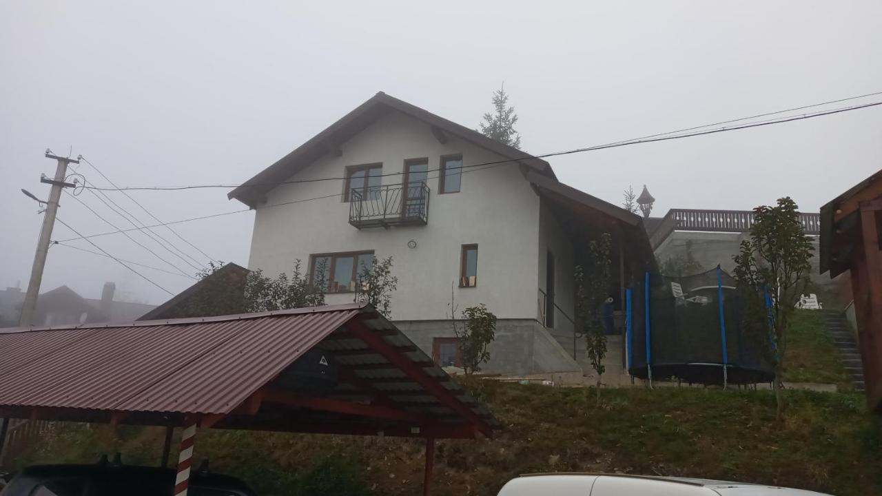 סלאבסקה Біля Лісу Шале З Двома Спальнями מראה חיצוני תמונה